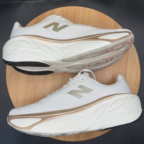 New Balance Fresh Foam X More v5 Sea Salt Light Gold Metallic Size 10 Women - Picture 4 of 10